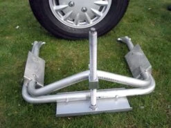 Milenco Aluminium Cale Roue -Magasin Obelink 233283 233283 images other pop milenco leveller1 1 ecommerce