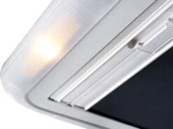 Dometic Heki 2 De Luxe Lanterneau 4 Dometic Heki 2 De Luxe Lanterneau -Magasin Obelink 336799 336799 images other heki2dakluikdeluxe2 2 ecommerce