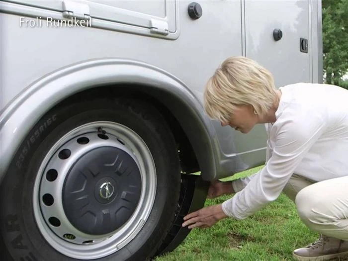 Froli cales roues arrondies Froli Cales Roues Arrondies -Magasin Obelink frolirundkeilmini115179984555a7ad177d304d 1 ecommerce 62a6